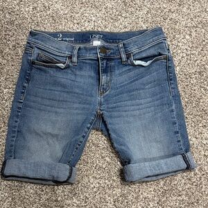 Size 2 LOFT Women's Medium Blue Denim Roll-Cuff Bermuda Shorts